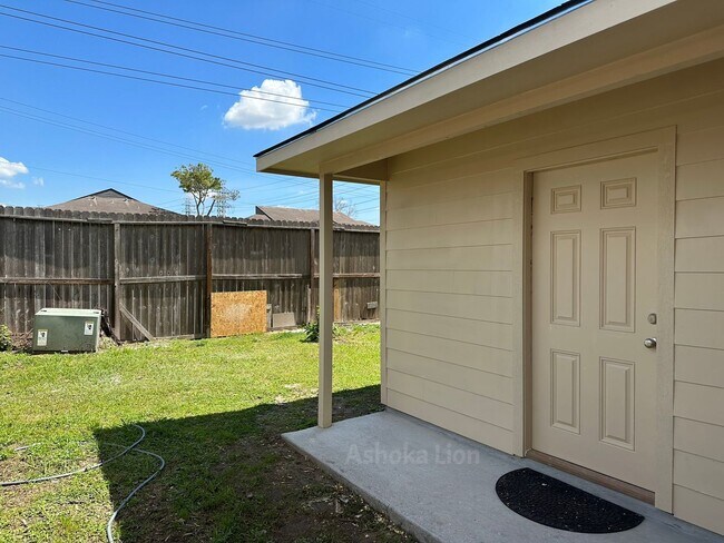 Foto del edificio - Beautiful 4 bedroom 2 bath home for rent