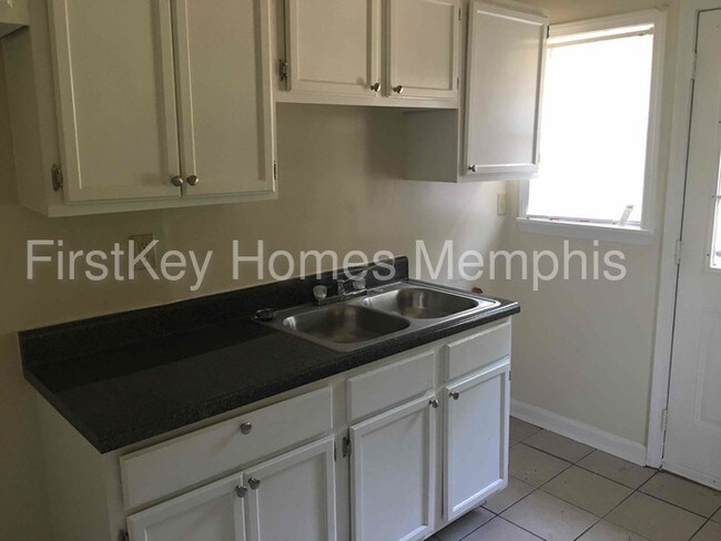 Foto del edificio - 2993 Southwall St
