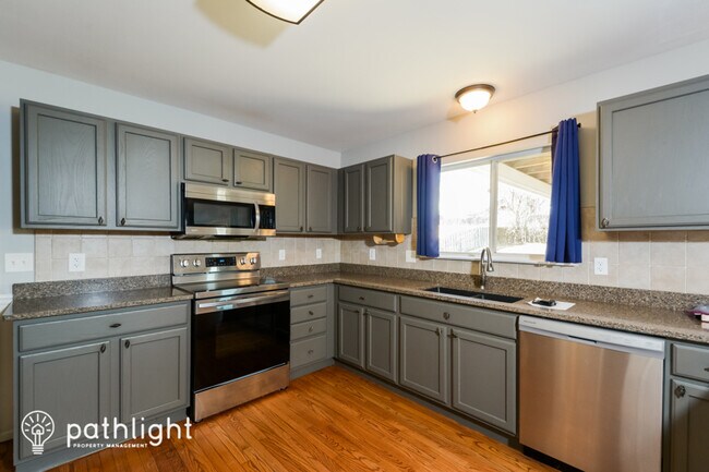 Foto del edificio - 1031 Caleb Drive