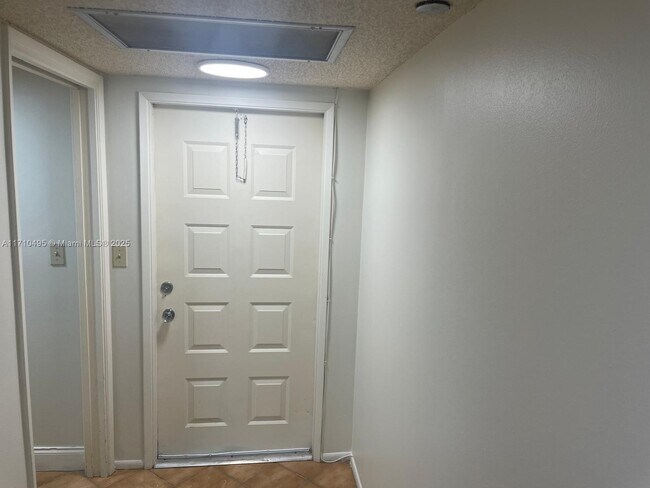 Foto del edificio - 3520 Oaks Way