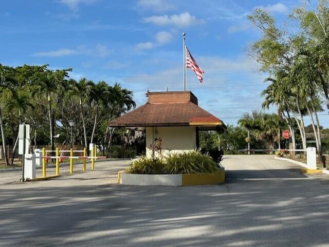 Foto del edificio - 5530 NW 44th St