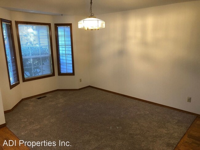 Building Photo - 3 br, 2 bath House - 3911 NW 166th Dr.
