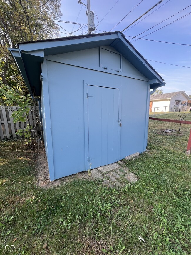 Building Photo - 616 Lawndale Dr