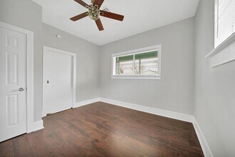 Building Photo - 4824 Avenue O 1/2