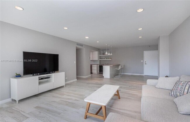 Building Photo - 2451 Brickell Ave