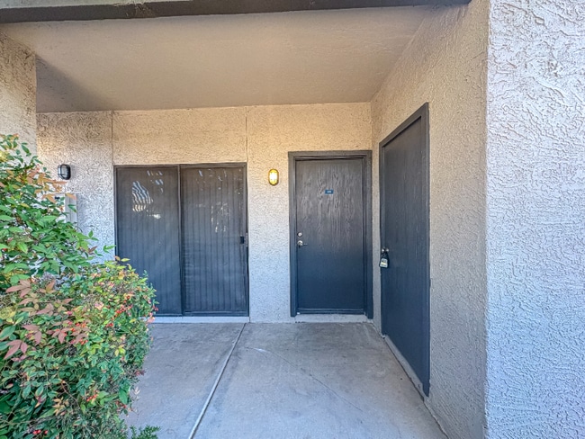 Photo - 80 W Maryland Ave Apartment