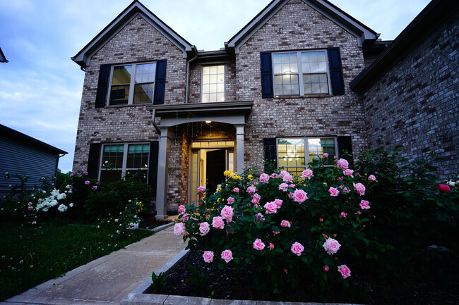 Foto del edificio - 12508 Shiloh Vly Ln