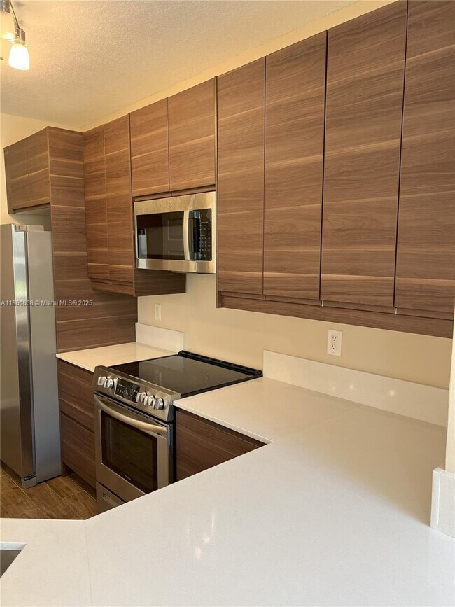 Foto del edificio - 4602 SW 160th Ave