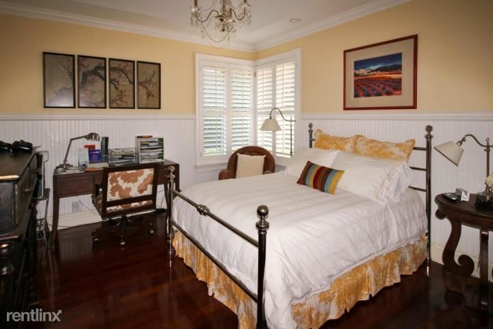 Foto principal - 2365 NW 45th St