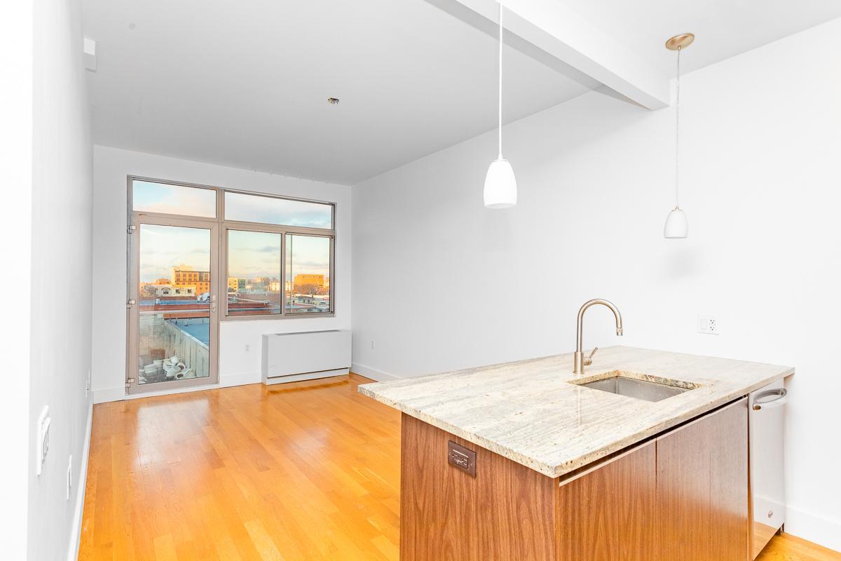 Foto principal - 836 Bergen St