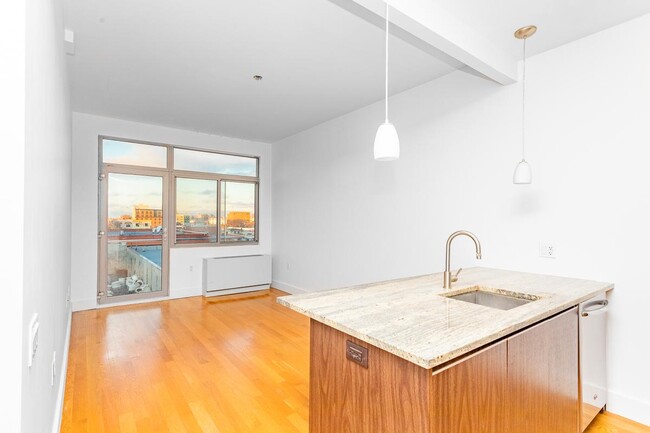 Building Photo - 836 Bergen St