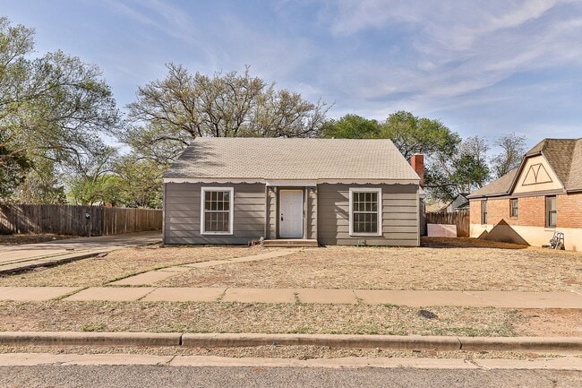 Building Photo - AG 1914 25th Street