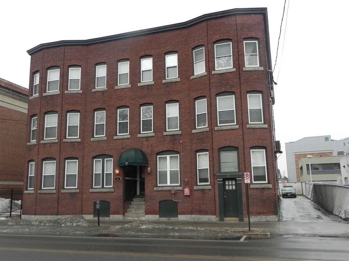 Primary Photo - 97 Bridge St