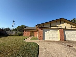 Building Photo - 11909 Metmora Ct