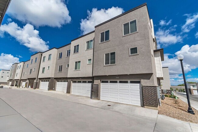 Building Photo - 5502 Victory Lap Ct