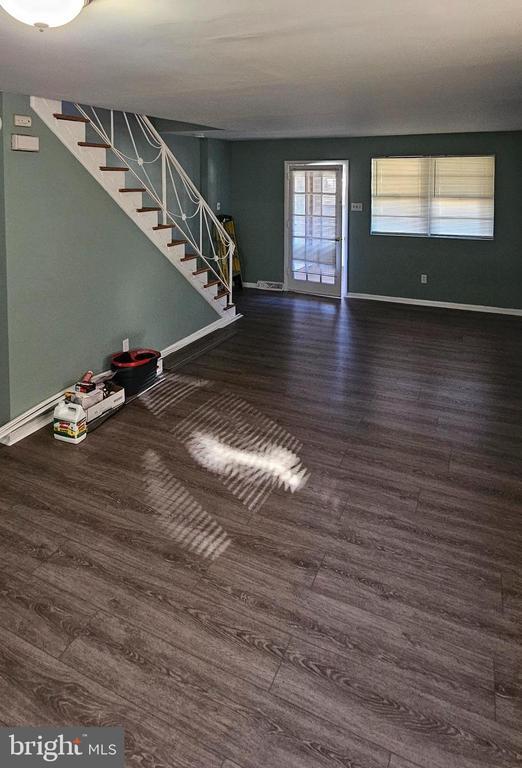 Foto del edificio - 1144 Collings Rd