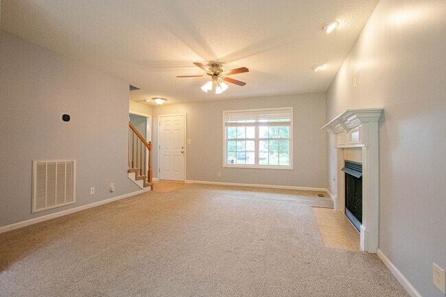 Foto del edificio - Pet Friendly Three Bedroom!