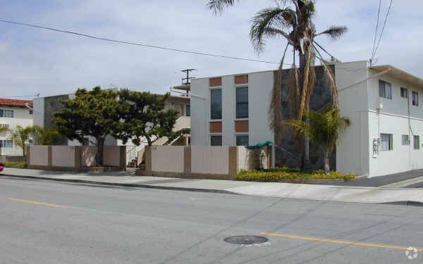 Foto del edificio - Pride of Ownership - East Costa Mesa