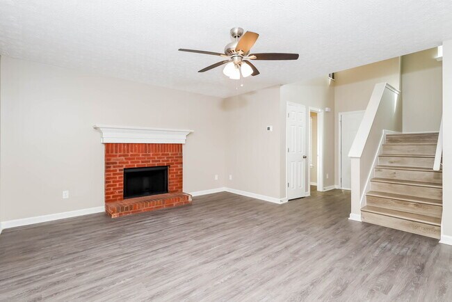 Building Photo - 5201 Summer Brooke Ct
