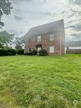 Building Photo - 1606 Parks Ave