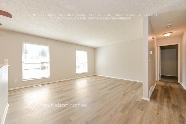 Building Photo - 4630 S Braun Ct