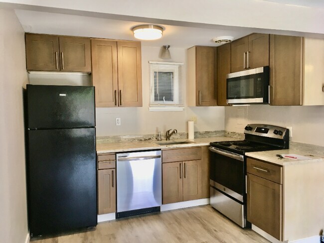 Foto del edificio - 1215 Queen Anne Ave N