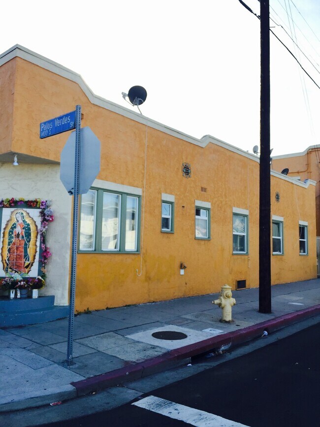 Foto del edificio - 1401 S Palos Verdes St