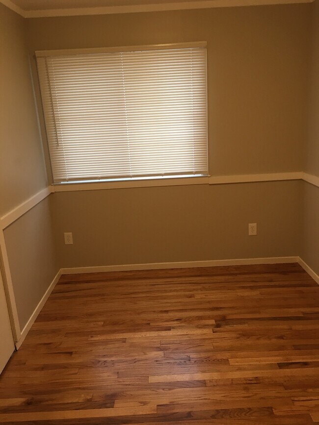 Foto del edificio - Lyncourt 3 Bed 1 Bath Ranch