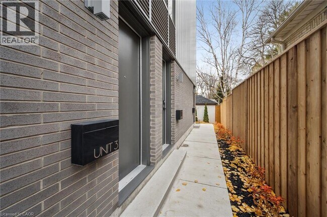 Photo du bâtiment - 66 Union St E