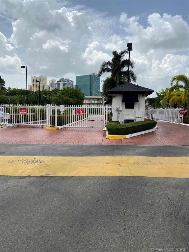 Building Photo - 7745 SW 86th St