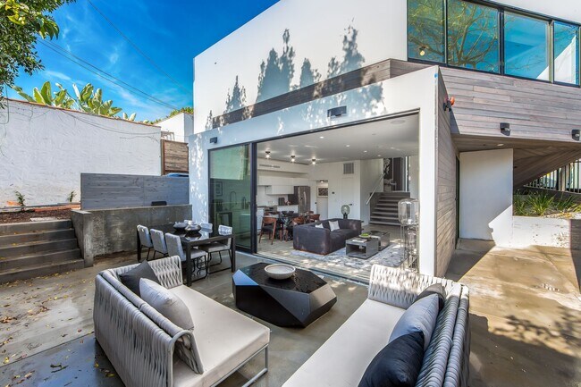 Foto del edificio - Architectural 1-Bed Designer Residence wit...