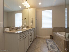 Building Photo - 6561 Dominica Dr