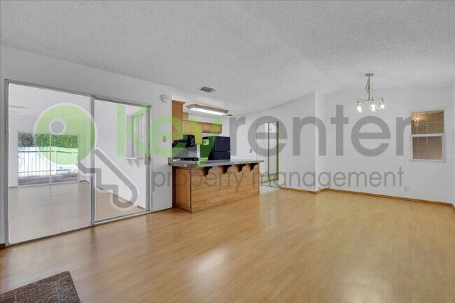 Foto del edificio - 3237 Irvindale Way