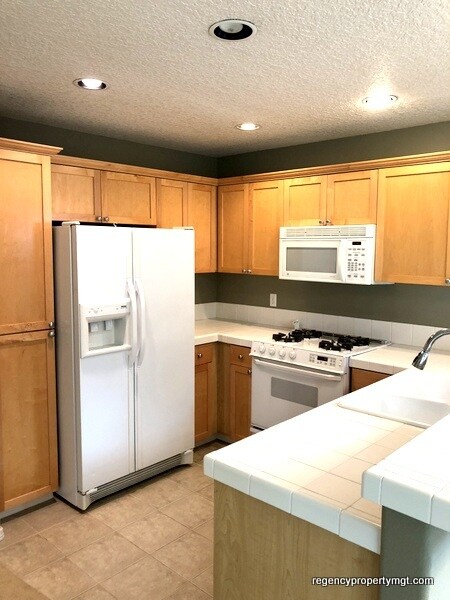 Foto del edificio - 4625 NW Sidewinder Pl