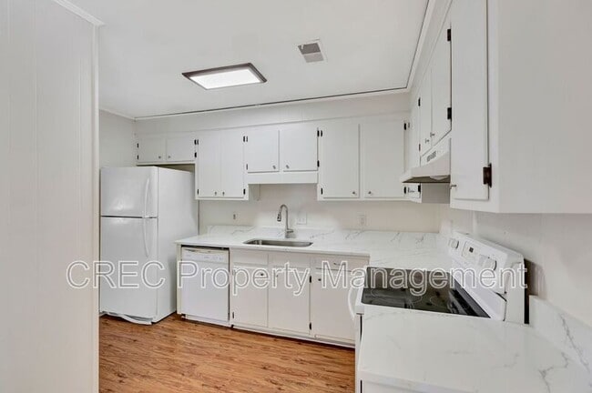 Foto del edificio - 1200 Margaret Dr