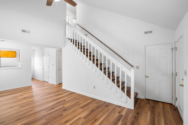Foto del edificio - 3515-3517 Prescott Dr.