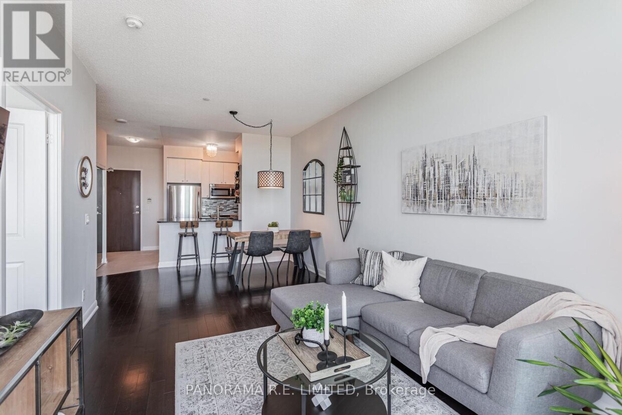 Photo principale - 205-2205 Sherway Gardens Rd