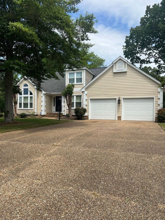 Foto principal - 103 Sunrise Bluff Ln