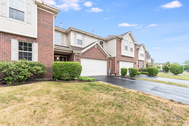 Foto del edificio - 2768 Blakely Ln