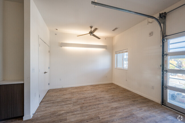 Flux - Living Room - Lumina Apartments