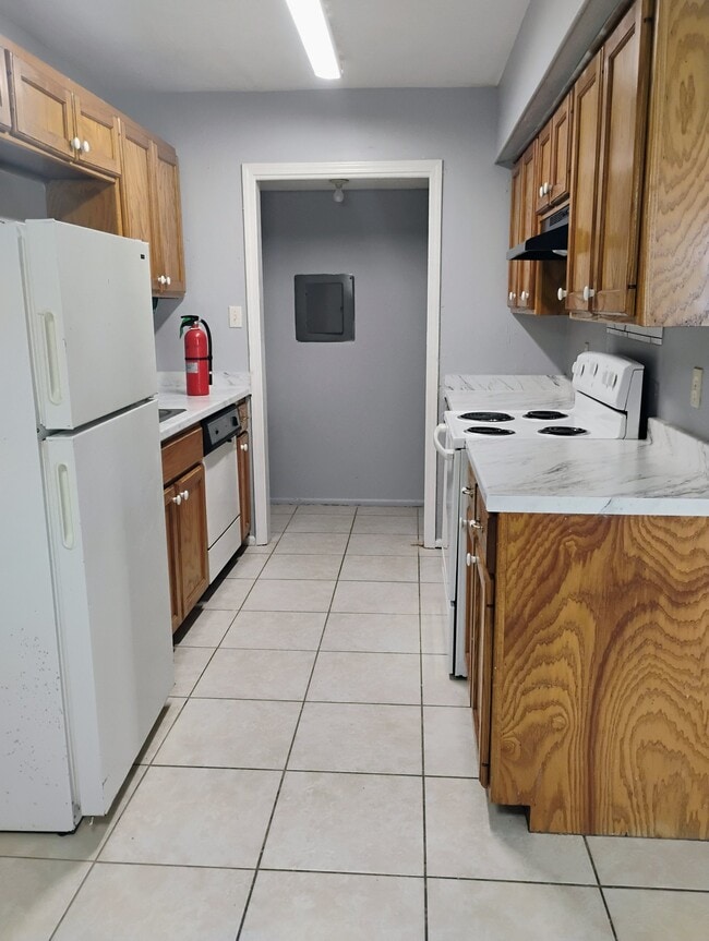 Photo - 1120 W Shilo Dr Apartment