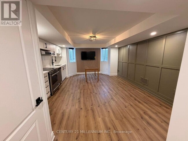 Building Photo - 2187 Alderbrook Dr