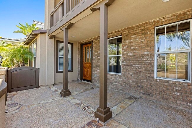 Building Photo - 6338 Huntington Dr