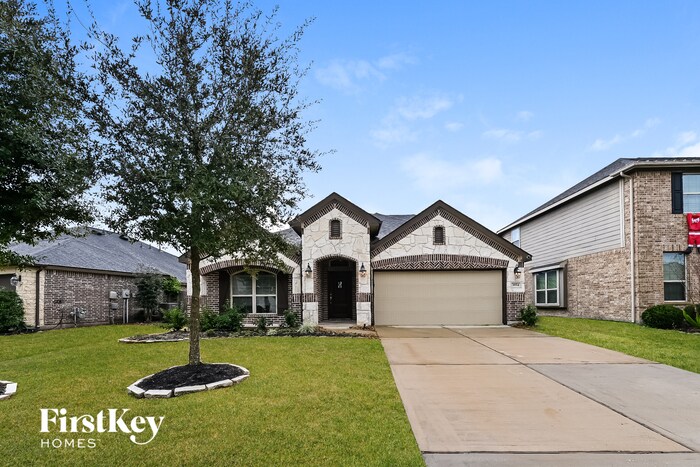 Foto principal - 3854 Enchanted Timbers Ln