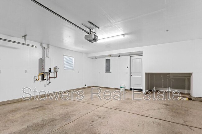 Building Photo - 283 Laurel Knoll Dr