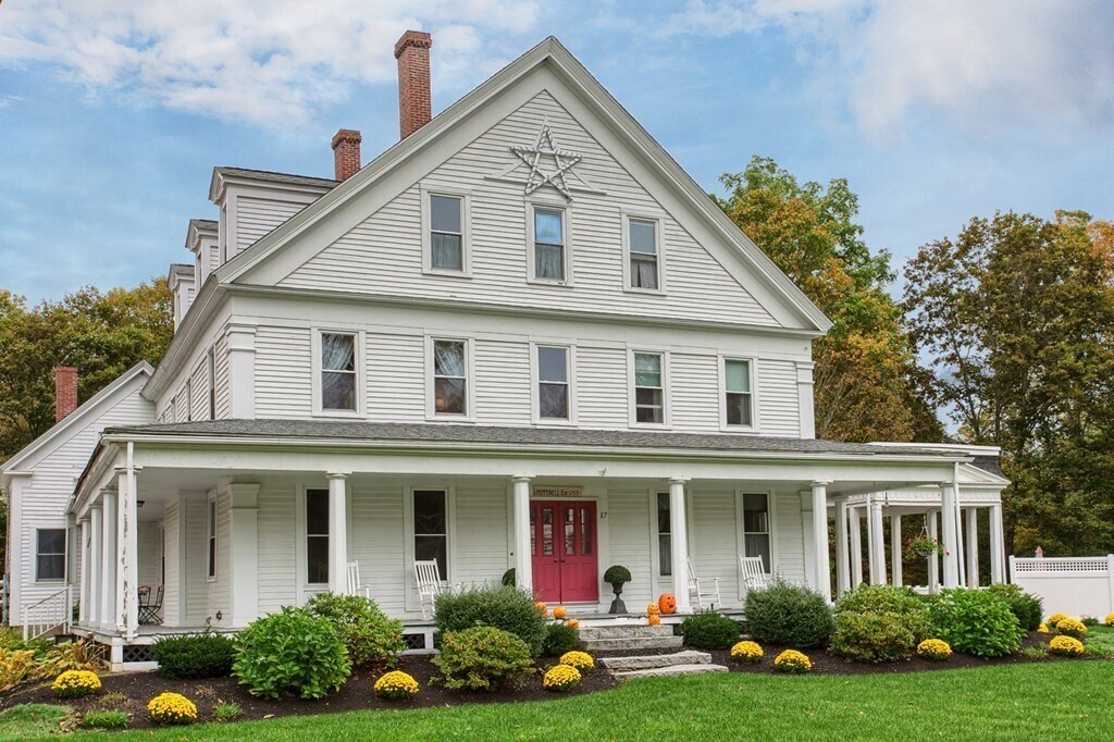 17 Park St Unit 1R, Pepperell, MA 01463 Room for Rent in Pepperell