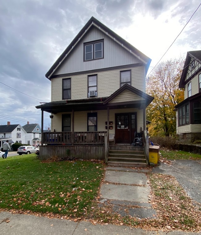 Building Photo - 57 Seminary Ave