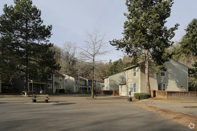 Building Photo - Slavin Court