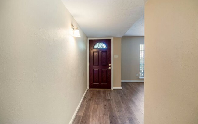 Foto del edificio - 18214 Mantana Dr