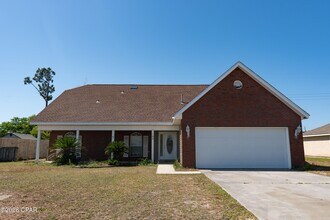 Building Photo - 166 Byrd Dr